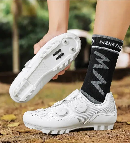 Sapatilhas de Ciclismo MTB SPD – Resistentes Confortáveis e Antiderrapantes | Dinobike